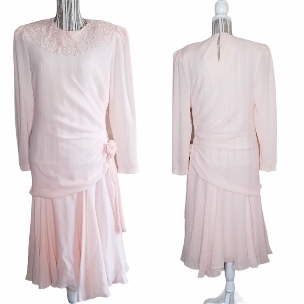 VTG In The Mood Peach Flowy Dress Ruching